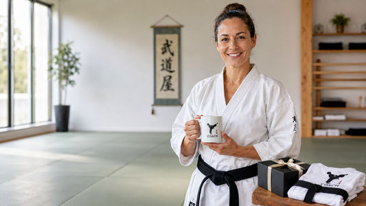 Prezent personalizowany dla trenerki karate – pomysły, które trafią prosto w punkt!
