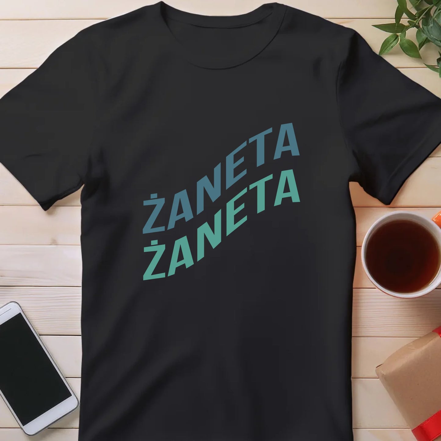 2024.06.13_T-SHIRT_LEŻĄCA.10_CZARNA