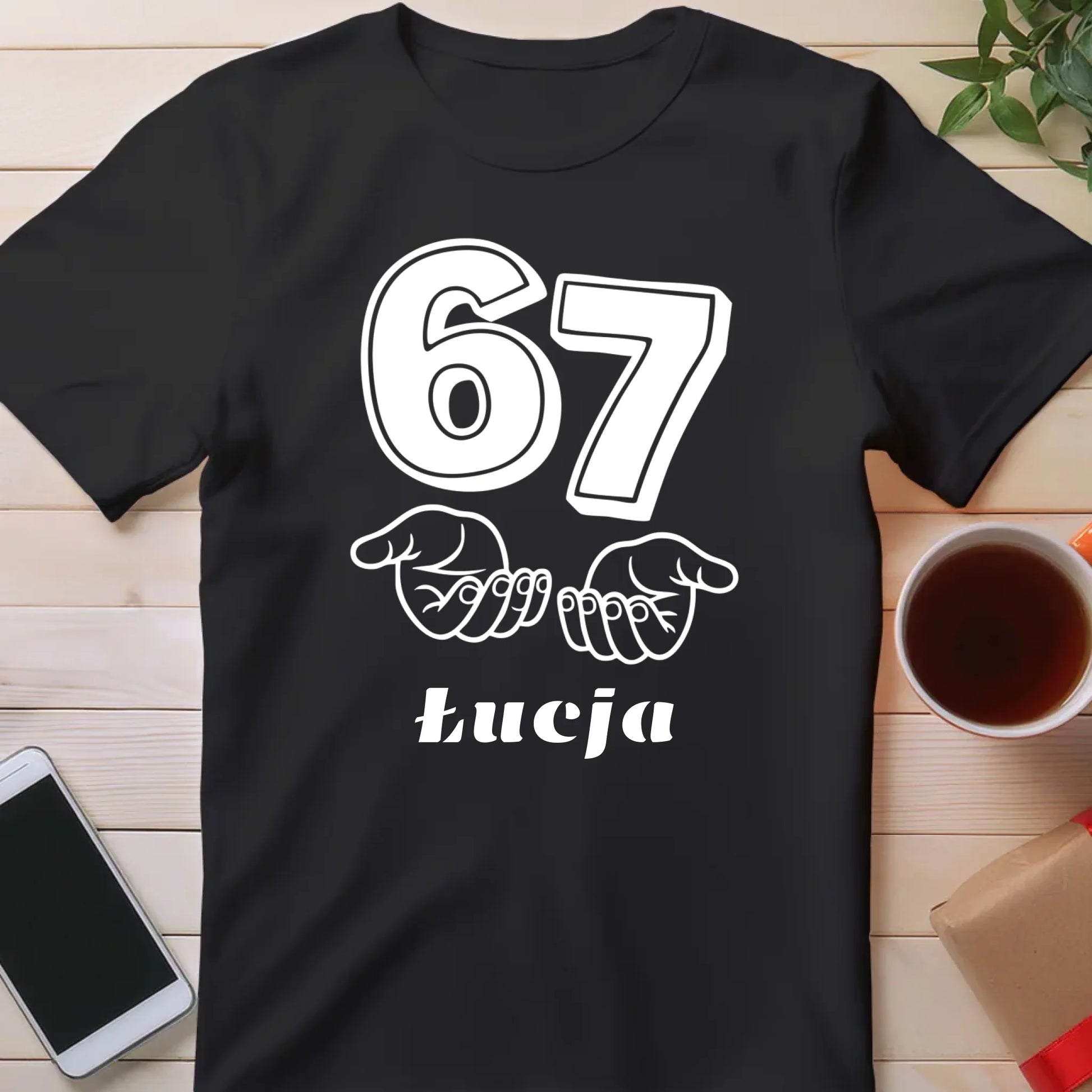2024.06.13_T-SHIRT_LEŻĄCA.10_CZARNA