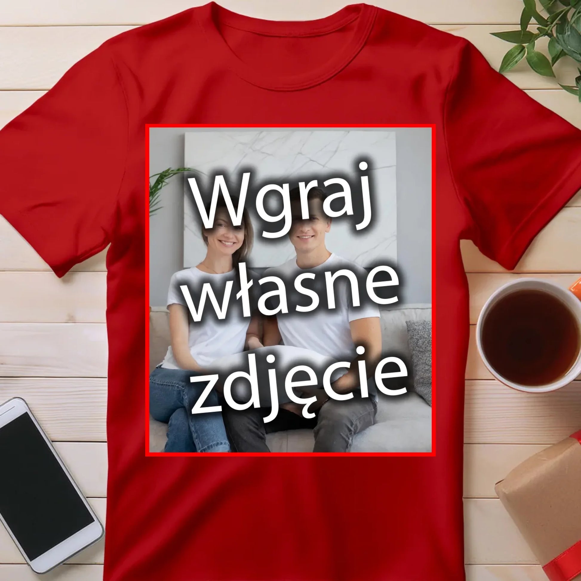 2024.06.13_T-SHIRT_LEŻĄCA.10_CZERWONE