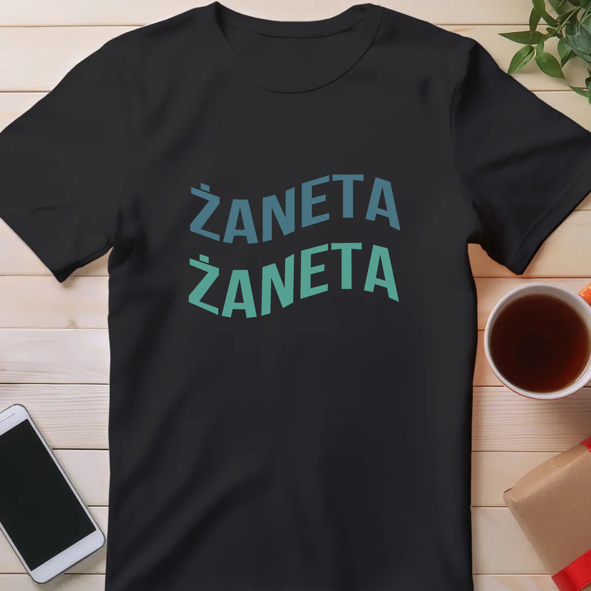 2024.06.13_T-SHIRT_LEŻĄCA.10_CZARNA