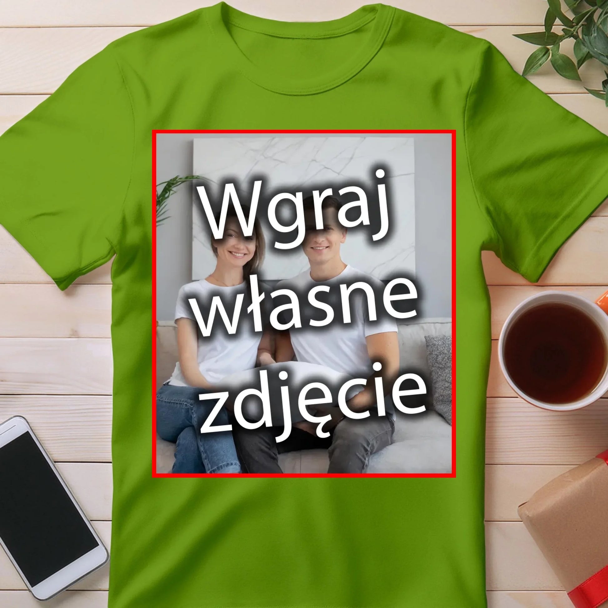 2024.06.13_T-SHIRT_LEŻĄCA.10_ZIELONY